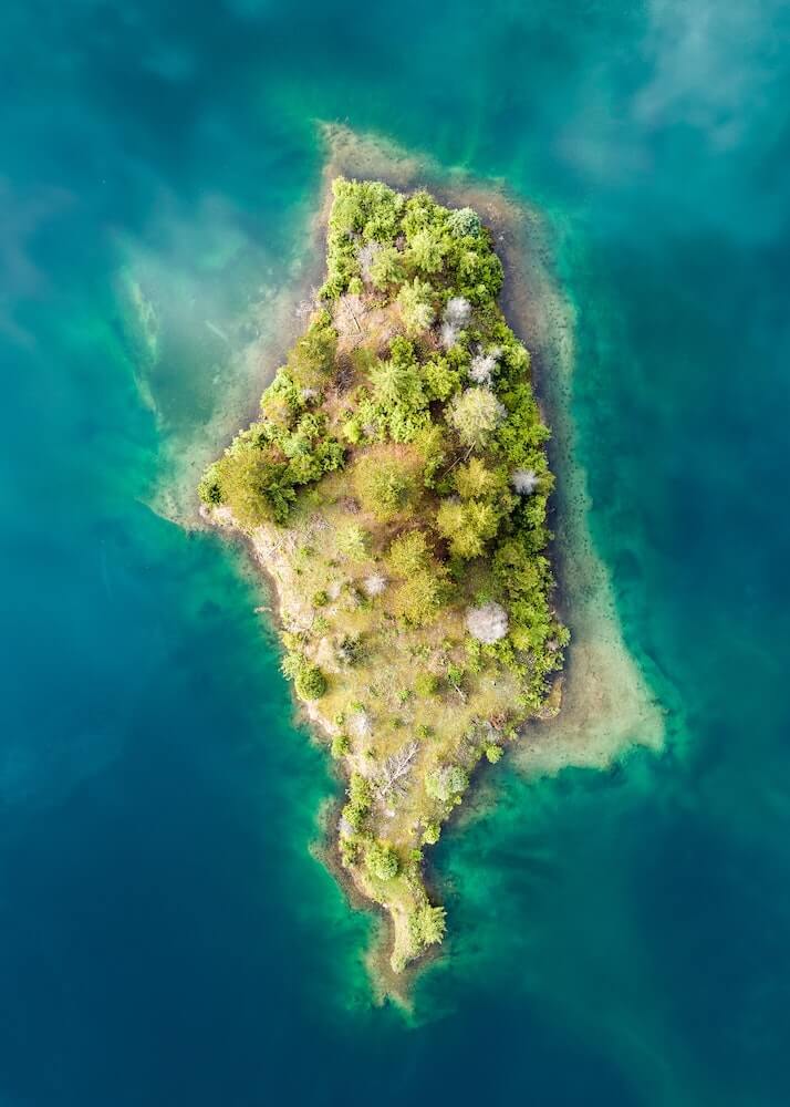 Weirdly shaped islands  